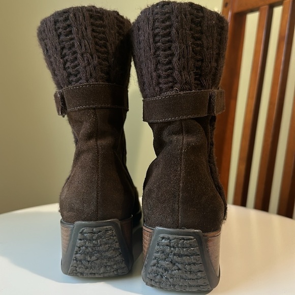 Aquatalia Suede Wedge Heel Boots Knit Sweater Collar Front Zipper Weatherproof - Picture 8 of 17